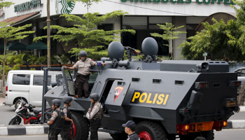 Indonesian police patrols the streets of Jakarta after the January 2016 attack (Reuters/Beawiharta)