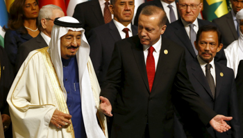 Turkish President Tayyip Erdogan and King Salman of Saudi Arabia, left, at the Organisation of Islamic Cooperation Summit in Istanbul (Reuters/Murad Sezer)