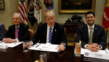 President Donald Trump hosts a lunch with Senate Majority Leader Mitch McConnell (L) and Speaker of the House Paul Ryan (R) at the White House in Washington, March 1, 2017 (Reuters/Kevin Lamarque)