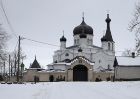 A Russian Orthodox church close to the Estonian-Russian border in Vasknarva, Estonia (Reuters/Ints Kalnins)