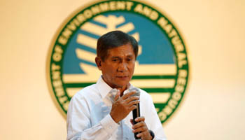 Newly appointed Environment Minister Roy Cimatu at the Department of Environment in Quezon City Metro Manila, Philippines (Reuters/Erik De Castro)