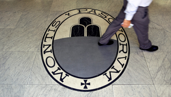 A logo of the Monte Dei Paschi Di Siena bank in Rome (Reuters/Alessandro Bianchi)