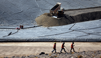Workers at Barrick Gold Corp's Veladero gold mine in Argentina's San Juan province (Reuters/Marcos Brindicci)