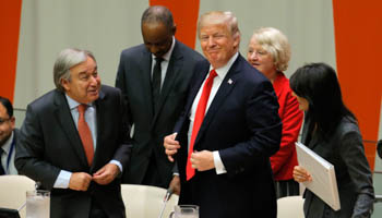 UN Secretary-General Antonio Guterres (L), US President Donald Trump and US Ambassador to the UN Nikki Haley stand following a session on reforming the United Nations, September 18, 2017 (Reuters/Lucas Jackson)