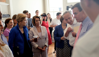 Congressional Democrats prior to their 'A Better Deal' policy launch in Berryville, Virginia (Reuters/James Lawler Duggan)