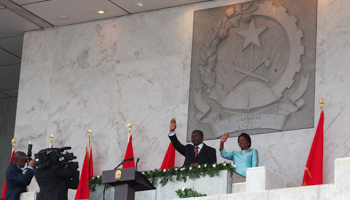 Angola's President Joao Lourenco waves at his swearing-in ceremony in Luanda (Reuters/Stephen Eisenhammer)