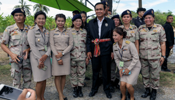 Thailand's Prime Minister Prayuth Chan-ocha with local government officers at a farmer school in Suphan Buri province, Thailand (Reuters/Athit Perawongmetha)