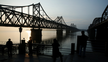 Bridge over the Yalu River connecting Dandong in China with Sinuiju in North Korea (Reuters/Thomas Peter)