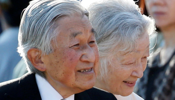 Emperor Akihito and Empress Michiko (Reuters/Toru Hanai)