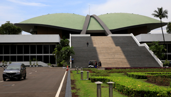 The Indonesian Parliament building in Jakarta, November 23, 2017 (Reuters/Beawiharta)