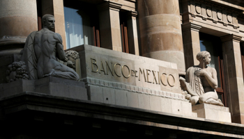 The Bank of Mexico office building in downtown Mexico City (Reuters/Henry Romero)