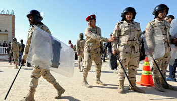 Military forces are seen in North Sinai, Egypt, December 1, 2017 (Reuters/Mohamed Abd El Ghany)