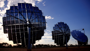A solar panel array at the Windorah Solar Farm in outback Queensland, Australia (Reuters/David Gray)