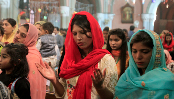 A Christmas Day mass at the Sacred Heart Cathedral in Lahore (Reuters/Mohsin Raza)