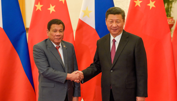 Philippine President Rodrigo Duterte and Chinese President Xi Jinping (Reuters/Etienne Oliveau)