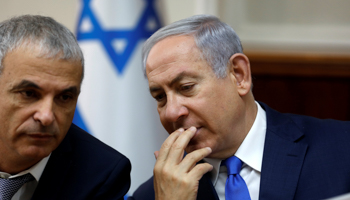 Israeli Prime Minister Binyamin Netanyahu and Israeli Finance Minister Moshe Kahlon (Reuters/Ronen Zvulun)