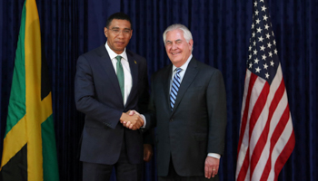 Prime Minister Andrew Holness and then US Secretary of State Rex Tillerson (Reuters/Gilbert Bellamy)