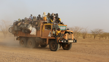 A truck transporting gold miners travels along the same route used to smuggle migrants, near Agadez, Niger, May 9, 2016 (Reuters/Joe Penney)
