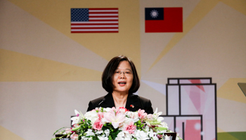 Taiwanese President Tsai Ing-wen speaks at the Los Angeles Overseas Chinese Banquet, California, August 2018 (Reuters/Ringo Chiu)