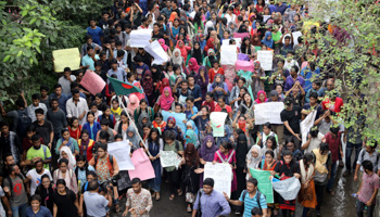 Students protesting over road safety in Bangladesh (Reuters/Mohammad Ponir Hossain)