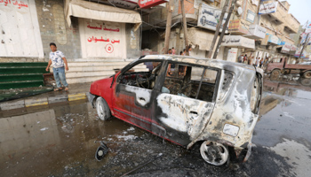 A car damaged by a mortar strike in central Hodeida, August 2018 (Reuters/Abduljabbar Zeyad)