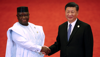 Sierra Leone’s President Julius Maada Bio shakes hands with Chinese President Xi Jinping (Reuters/Andy Wong)