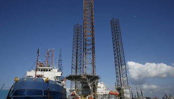 An oil rig in Indonesia (Reuters/Edgar Su)