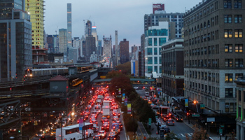 Traffic in Long Island City, where Amazon considered building its second headquarters, New York, November 2018 (Reuters/Eduardo Munoz)