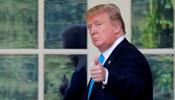 US President Donald Trump gestures to news media outside the Oval Office as he returns to the White House May, 2019 (Reuters/Carlos Barria)