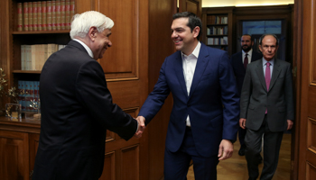 President Prokopis Pavlopoulos welcomes Prime Minister Alexis Tsipras to the Presidential Palace discuss snap elections,  June 10 (Reuters/Costas Baltas)