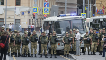 Police block off a Moscow street during a rally in support of detained journalist Ivan Golunov (Reuters/Maxim Shemetov)