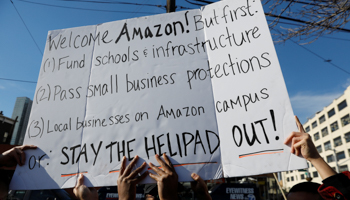 Demonstrators gather to protest Amazon's new location workplace in Long Island City of the Queens borough of New York, US, November 14, 2018 (Reuters/Shannon Stapleton)