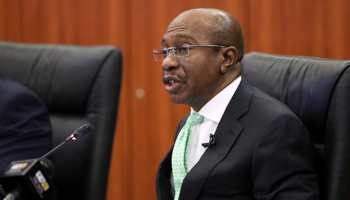 Nigeria's Central Bank Governor Godwin Emefiele speaks during the monthly Monetary Policy Committee meeting in Abuja, Nigeria May 22, 2018. (Reuters/Afolabi Sotunde)