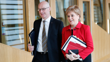 Scotland's First Minister Nicola Sturgeon and deputy John Swinney at Scotland's Parliament in Holyrood, Edinburgh, Britain, March 28, 2017 (Reuters/Russell Cheyne)