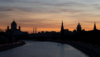 The Kremlin (R) at sunset (Reuters/Maxim Shemetov)