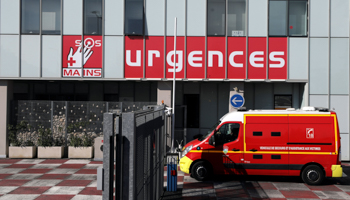 A view shows the entrance of the emergency service at the Hospital Pasteur in Nice, France, March 26 (Reuters/Eric Gaillard)
