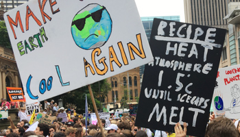 Protesters demanding action on climate change gather at Town Hall in Sydney, Australia March 15, 2019 (Reuters/Tom Westbrook)