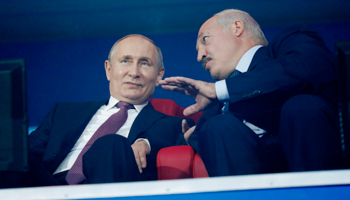 Presidents Alexander Lukashenka (R) and Vladimir Putin (Reuters/Vasily Fedosenko)