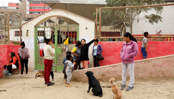 A school in the Villa Maria del Triunfo neighbourhood of Lima (Reuters/Mariana Bazo)