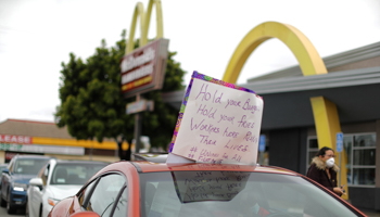  McDonald’s workers strike for protective gear, California, United States (Reuters/Lucy Nicholson)