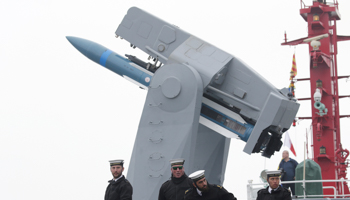 The Royal Australian Navy's guided missile frigate HMAS Melbourne visiting Qingdao, China, April 21, 2019 (Reuters/Jason Lee)