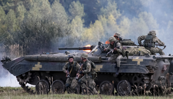 Ukrainian troops take part in a joint exercise with NATO in western Ukraine (Reuters/Gleb Garanich)
