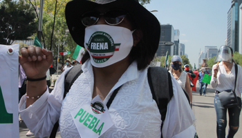 A FRENA supporter protests against AMLO in Mexico City, October 3 (Ricardo Castelan Cruz/Eyepix Group/Pacific Press/Shutterstock)