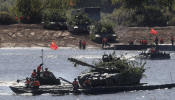Chinese troops cross a river at Murom, east of Moscow, during a friendly military contest, September 2020 (MAXIM SHIPENKOV/EPA-EFE/Shutterstock)