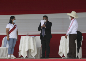 Keiko Fujimori and Pedro Castillo ahead of their May 1 presidential debate (Francisco Vigo/AP/Shutterstock)