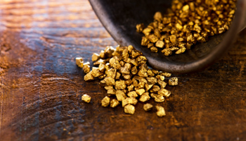 Gold nuggets (Shutterstock / optimarc)