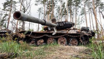 A destroyed Russian tank, May 2022 (Michael Brochstein/SOPA Images/Shutterstock)