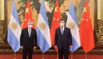 Argentine President Alberto Fernandez (l) with his Chinese counterpart Xi Jingping in Beijing (Xinhua/Shutterstock)