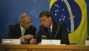 President Jair Bolsonaro (r) and Economy Minister Paulo Guedes (Joedson Alves/EPA-EFE/Shutterstock)