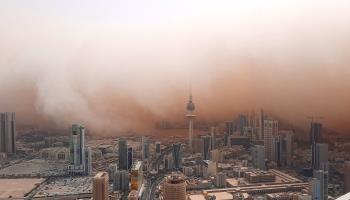 Dust storm hits Kuwait City, Kuwait, May 23 (Xinhua/Shutterstock)